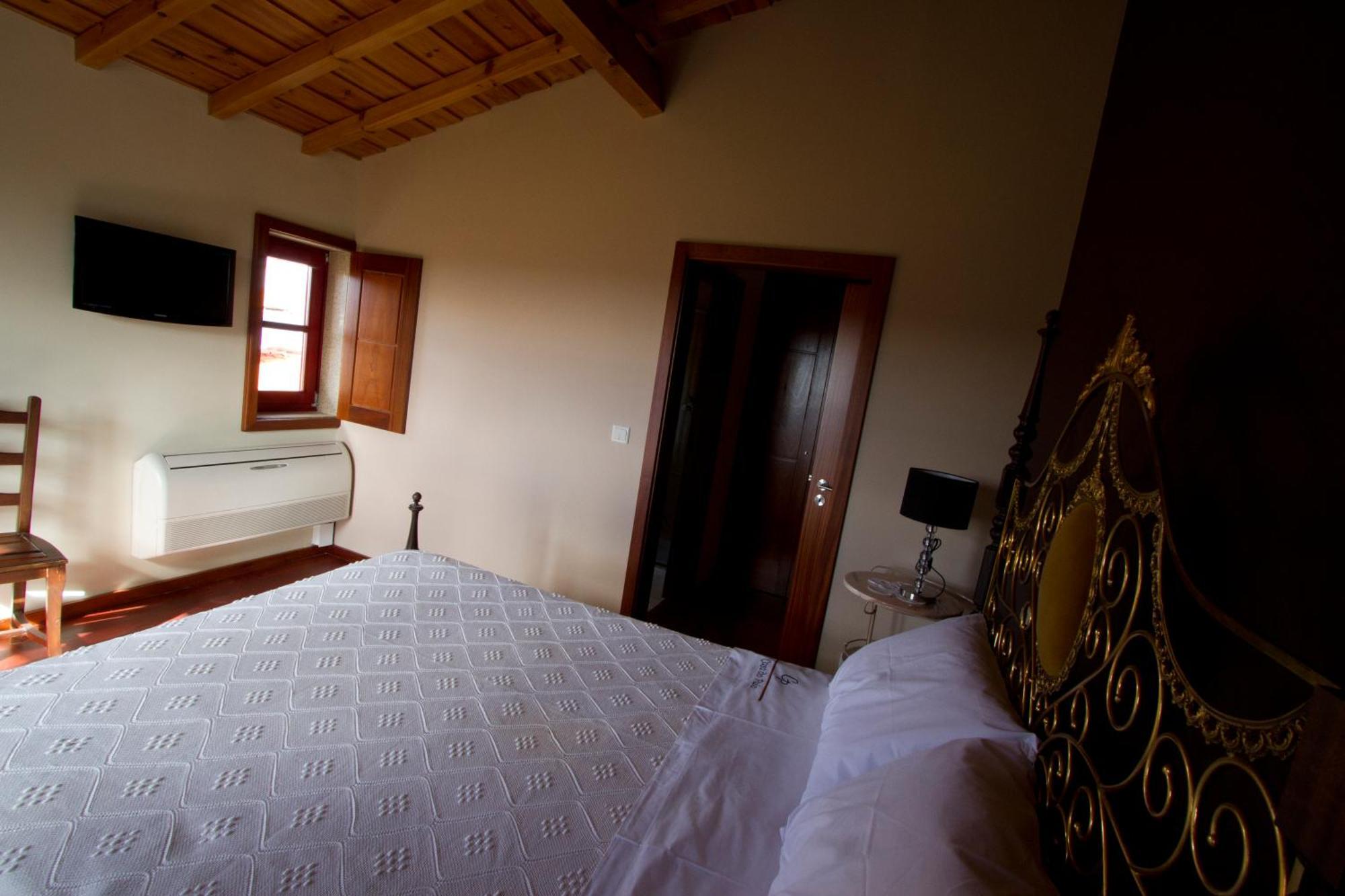 Casa De L Puio Guest House Picote Екстериор снимка